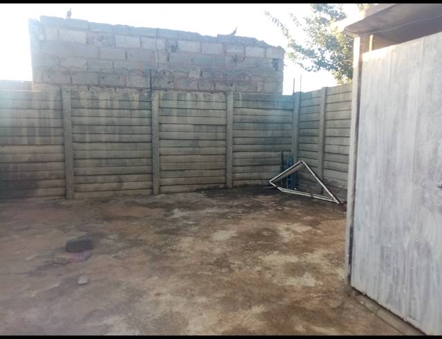 3 BEDROOM FREEHOLD FOR SALE IN LANGAVILLE